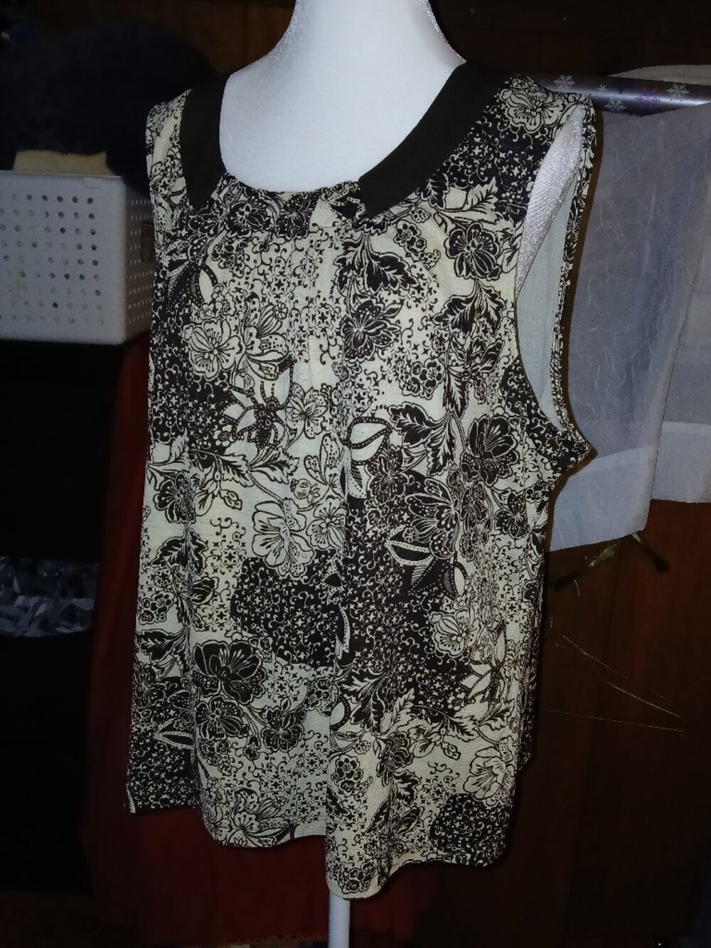 Croft & Barrow Women Plus 2X Black & White Floral Print Built-in Layered Top